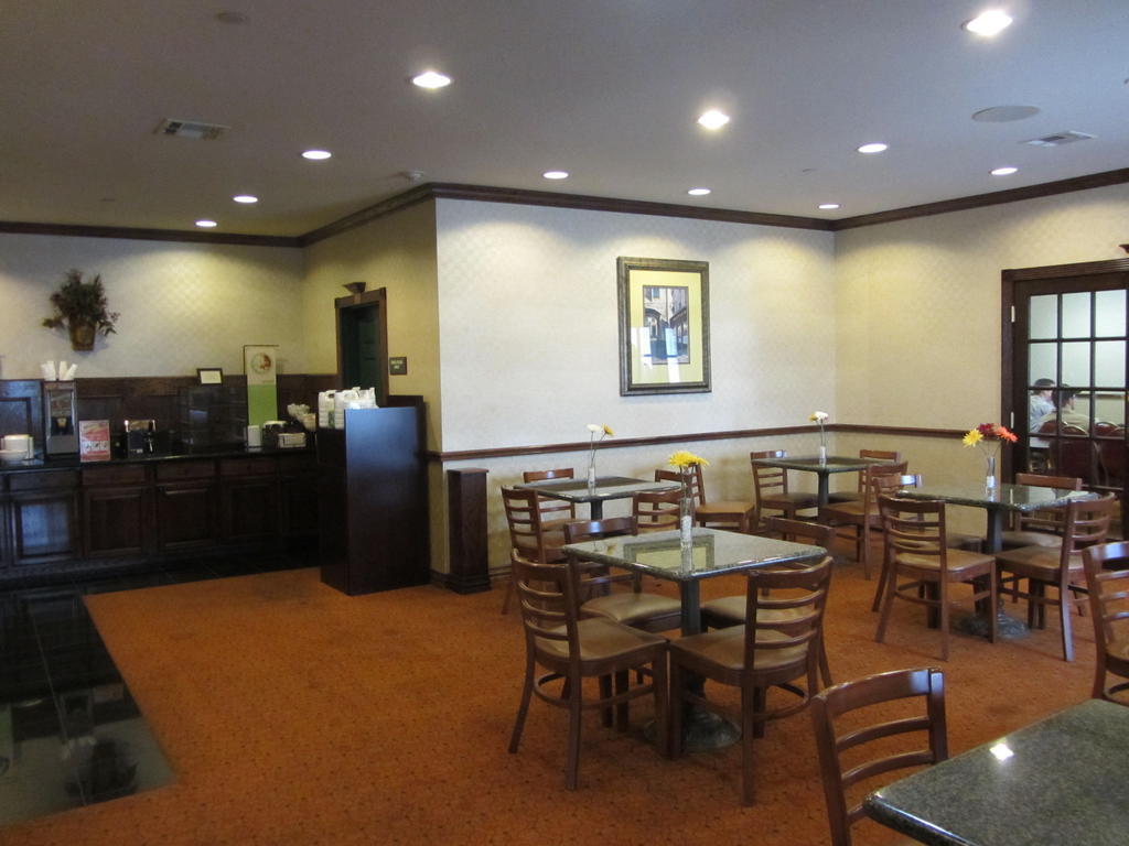 Country Inn & Suites By Radisson, Amarillo I-40 West, Tx Екстериор снимка